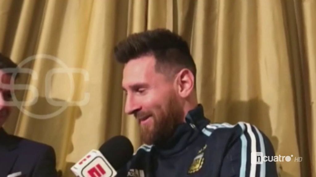 ¡Los pelos de punta! Messi se emociona tras ver un vídeo de sus fans argentinos