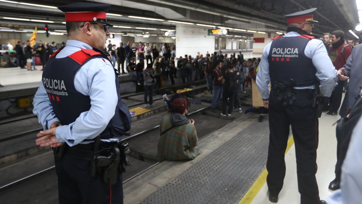 Huelga en Cataluña: El Gobierno afirma que los Mossos actuaron "con inteligencia y proporcionalidad"