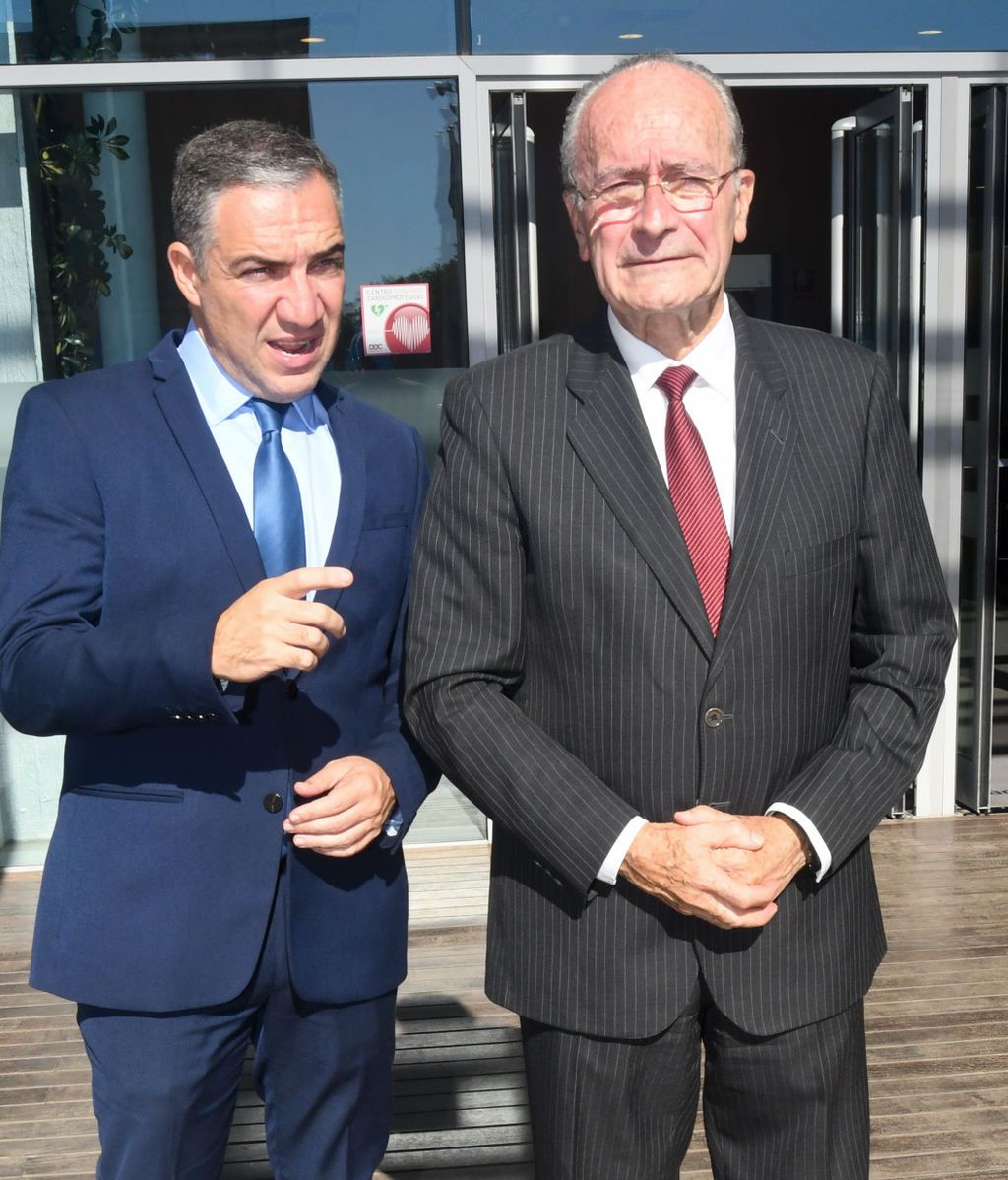 El alcalde de Málaga, ciudad natal del artista