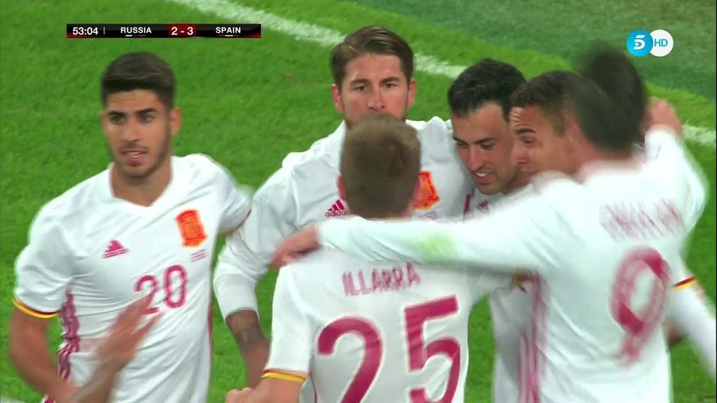 ¡Doblete de Ramos! El capitán de España engaña al portero en el segundo penalti y le deja haciendo la estatua