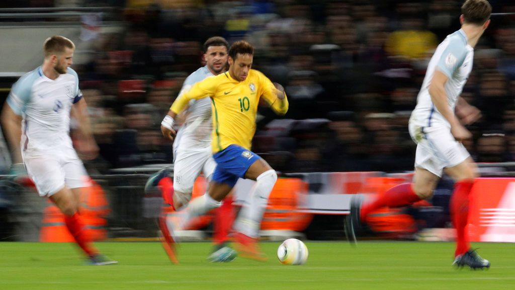 Wembley ya conoce la samba y las genialidades de Neymar Wembley ya conoce la samba y las genialidades de Neymar