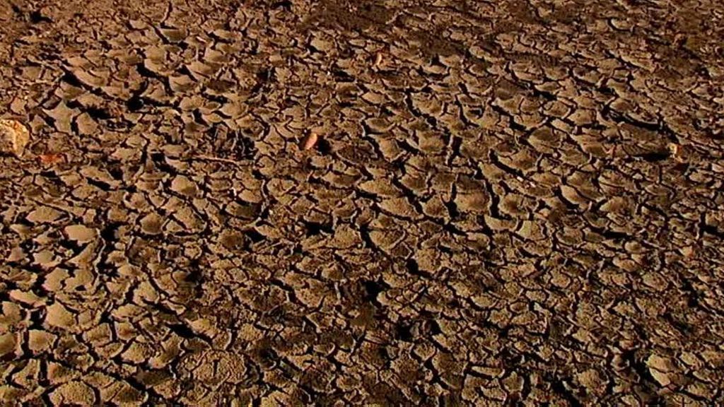 Alucinarás viendo cómo la sequía ha cambiado el paisaje del embalse de Eiras