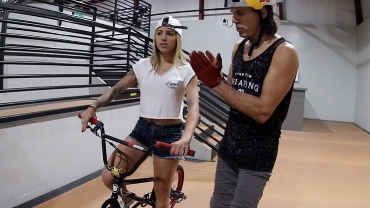 Leticia Bufoni o cómo hacer un backflip en BMX en cuatro intentos: ¿se cambia de deporte una de las mejores skaters del mundo? Leticia Bufoni o cómo hacer un backflip en BMX en cuatro intentos: ¿se cambia de deporte una de las mejores skaters del mundo?