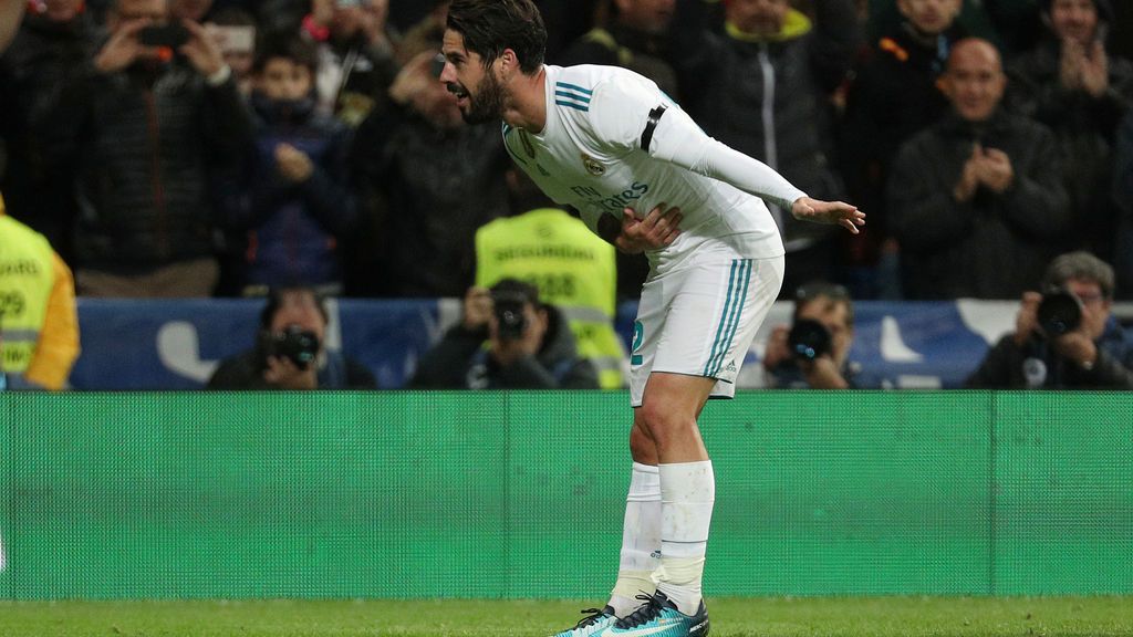 El vacile de Isco a Kiko Casilla por este golazo de vaselina en el entrenamiento