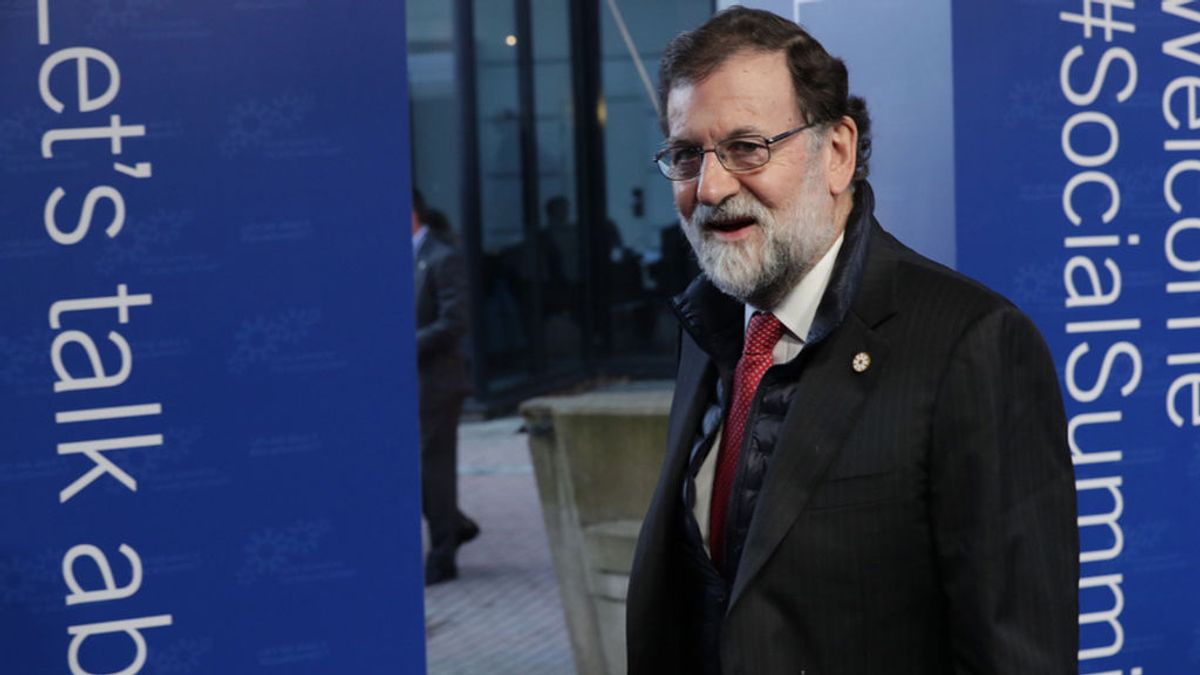 Rajoy tacha de "absoluta vergüenza" y de "enorme mentira" las declaraciones de Rovira
