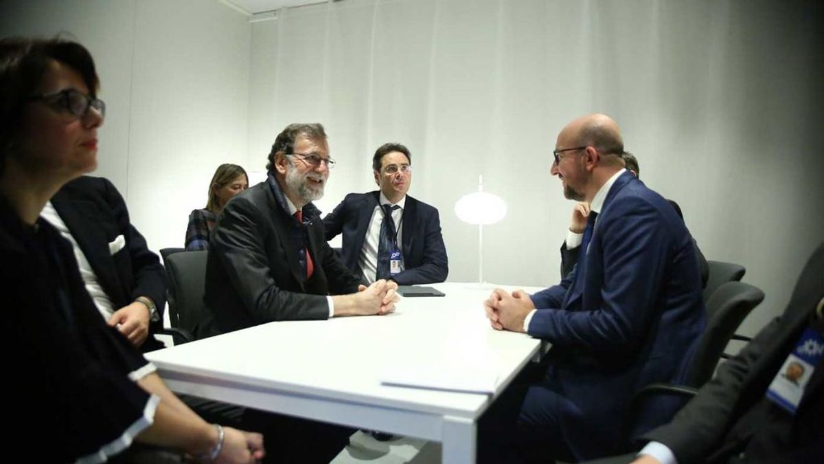 Rajoy se reúne con el primer ministro belga antes de la comparecencia de Puigdemont