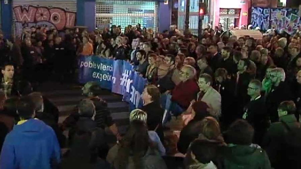 Multitudinaria marcha para una financiación justa para la Comunidad Valenciana