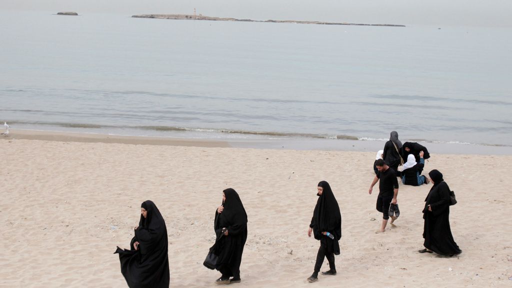 Turistas en la playa