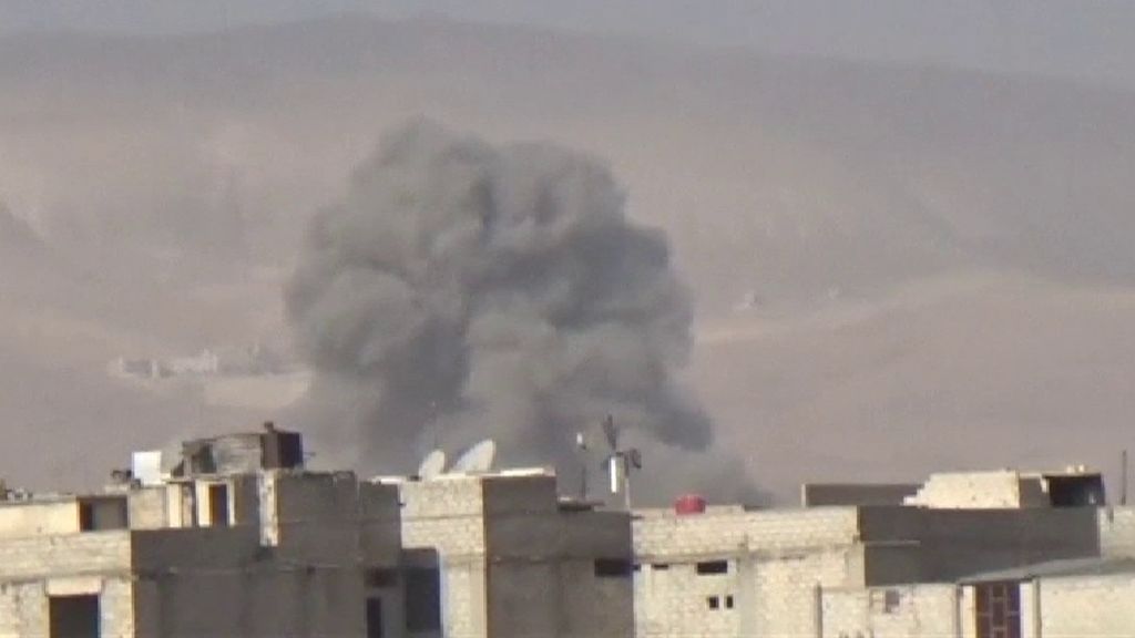 Al menos 14 fallecidos en un bombardeo del ejército sirio en Damasco