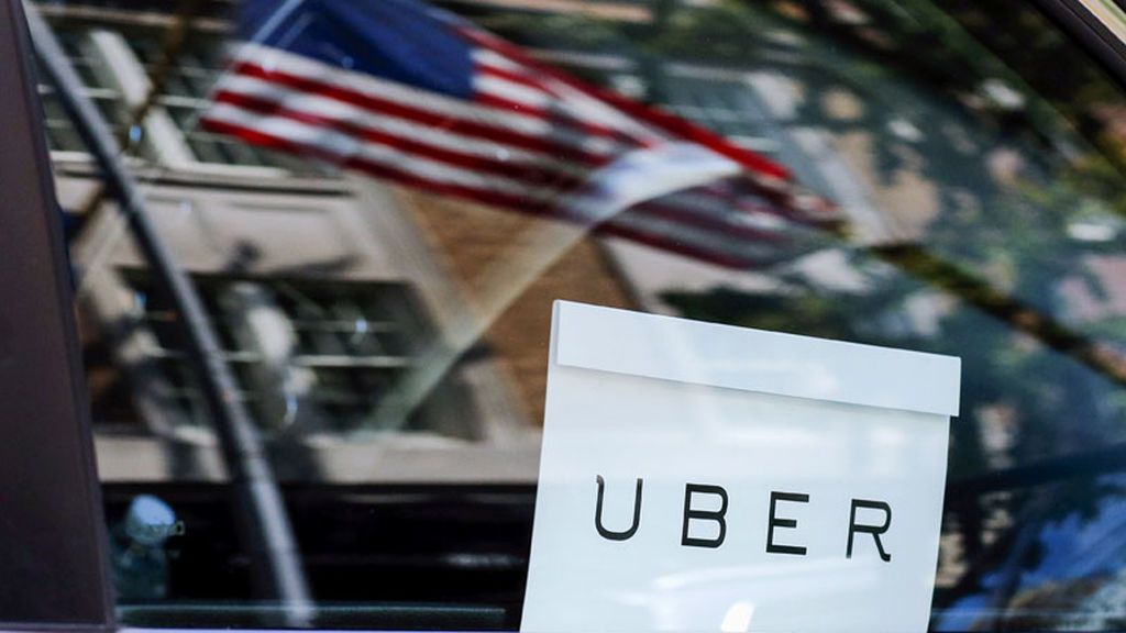Uber:  Le roban los datos de millones de clientes y conductores