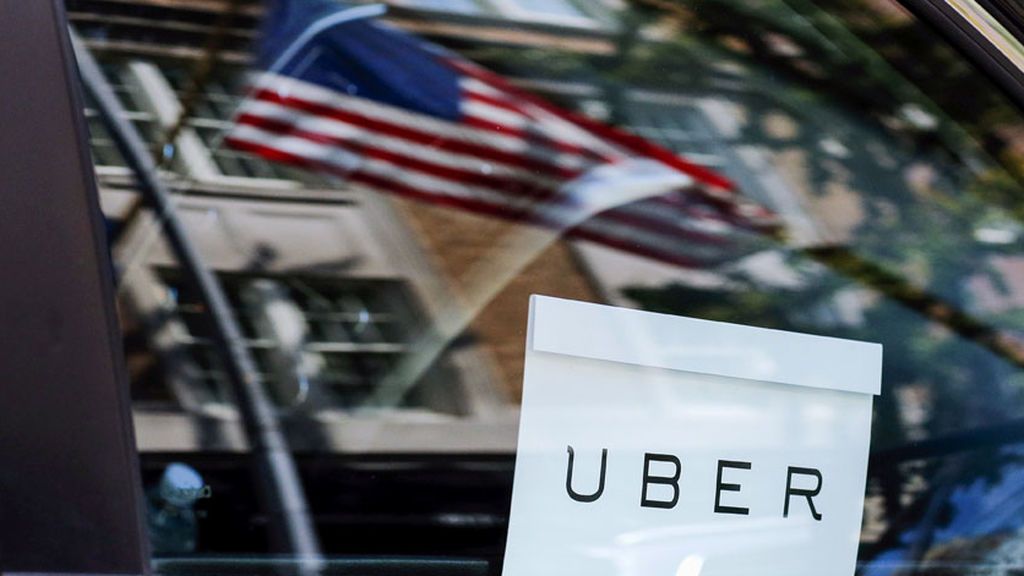 Uber:  Le roban los datos de millones de clientes y conductores