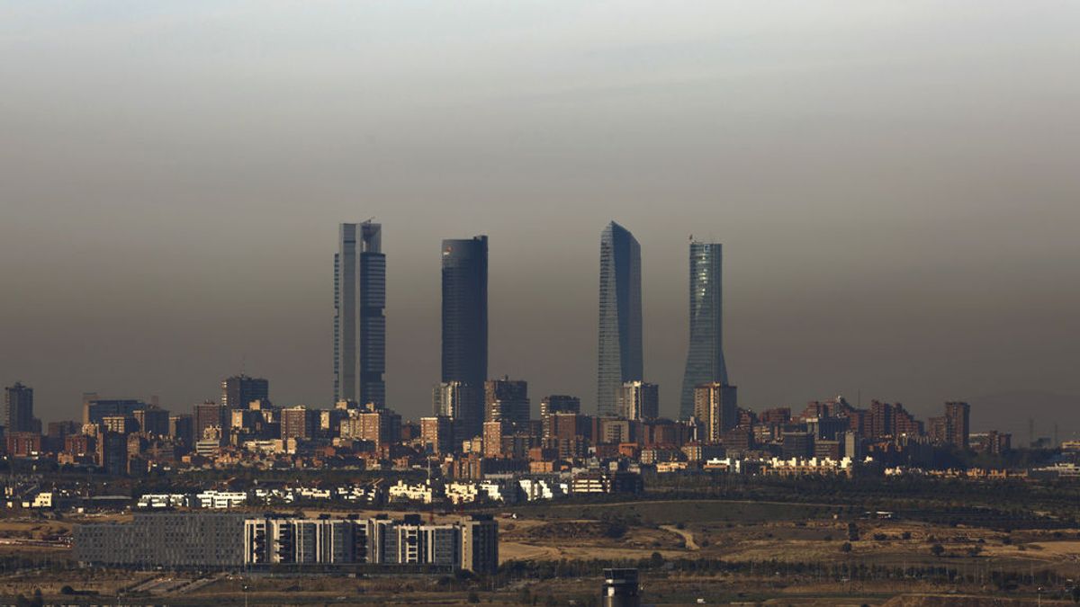 La 'boina' ya llega hasta Toledo: las imágenes de la gigante capa de contaminación, en redes
