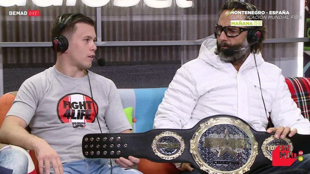 Dani Barez luce con honor sus heridas de 'guerra' para conseguir el cinturón de campeón de MMA