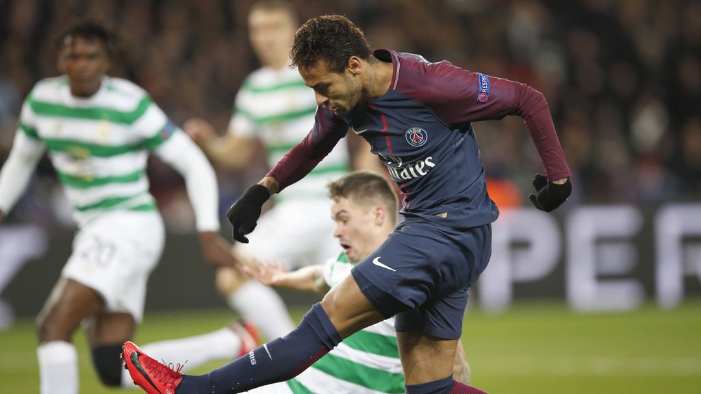 ¡Lección de deportividad! Las aficiones del PSG y del Celtic se encuentran en París y… montan una pachanga