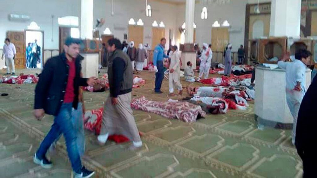 Masacre de Estado Islámico en una mezquita del Sinaí en Egipto