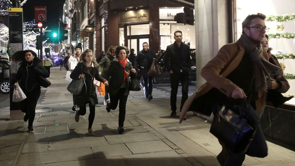 Pánico en Londres por una falsa alarma de tiroteo en el metro