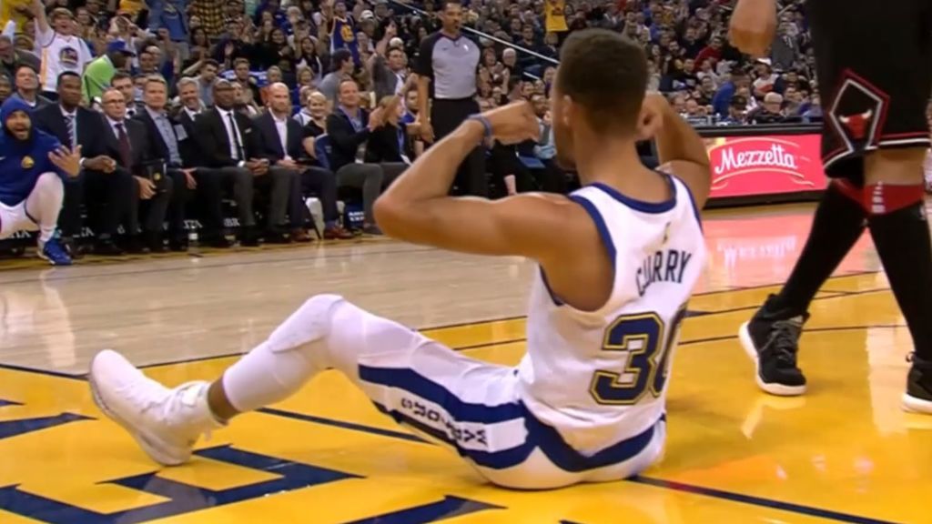 ¡Stephen Curry abusando! El canastón y el vacile que ha vuelto loca a la NBA