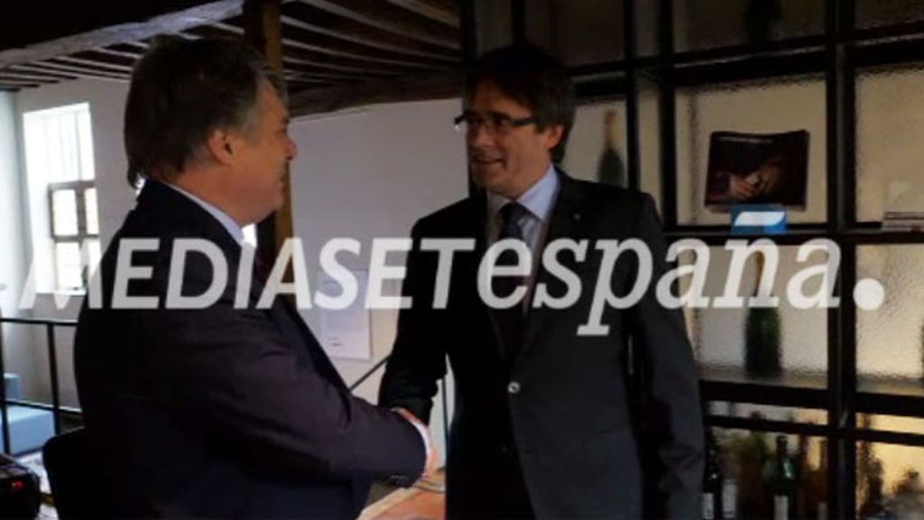 Puigdemont acusa a la UE de ser insensible al atropello de los derechos humanos en Cataluña