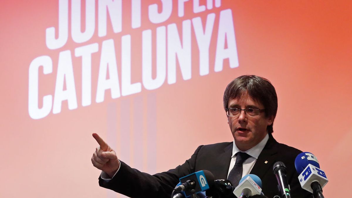 Puigdemont dice que el Gobierno estaba "dispuesto a todo" para evitar la independencia