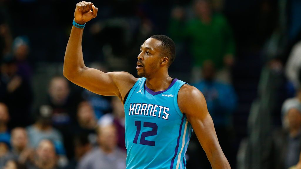 El feo gesto de Dwight Howard a la grada que le ha costado una multa de 35.000 dólares