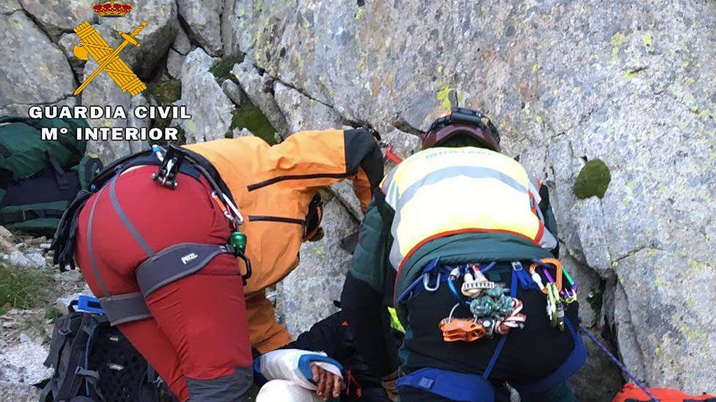 Dos alpinistas que pretendían colocar una estelada en el pico más alto de Huesca, rescatados por la Guardia Civil