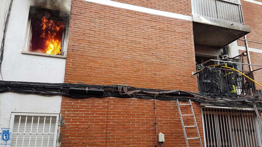 Un muerto en el incendio de una vivienda en el barrio madrileño de Fuencarral