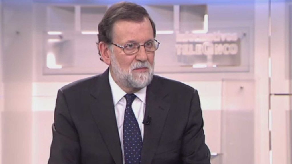 Rajoy sobre Puigdemont: "Estamos viendo muchas cosas que rozan el ridículo"