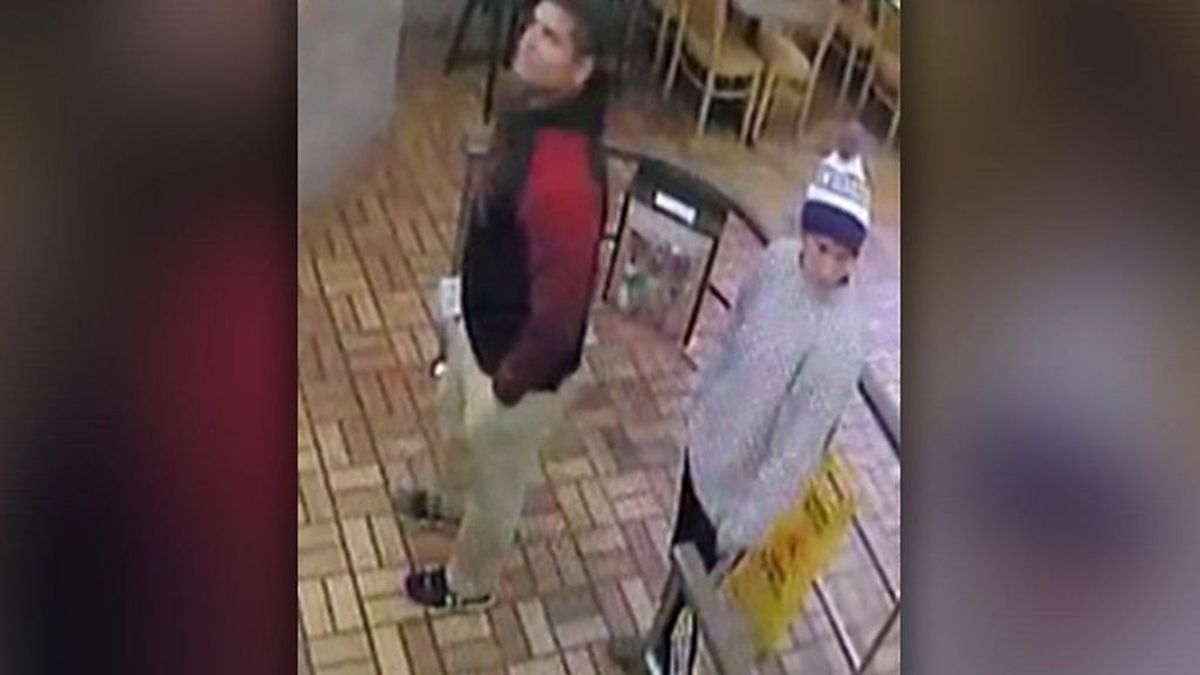 Una joven de 17 años desaparecida en EEUU, vista en el vídeo de una gasolinera con un entrenador de fútbol