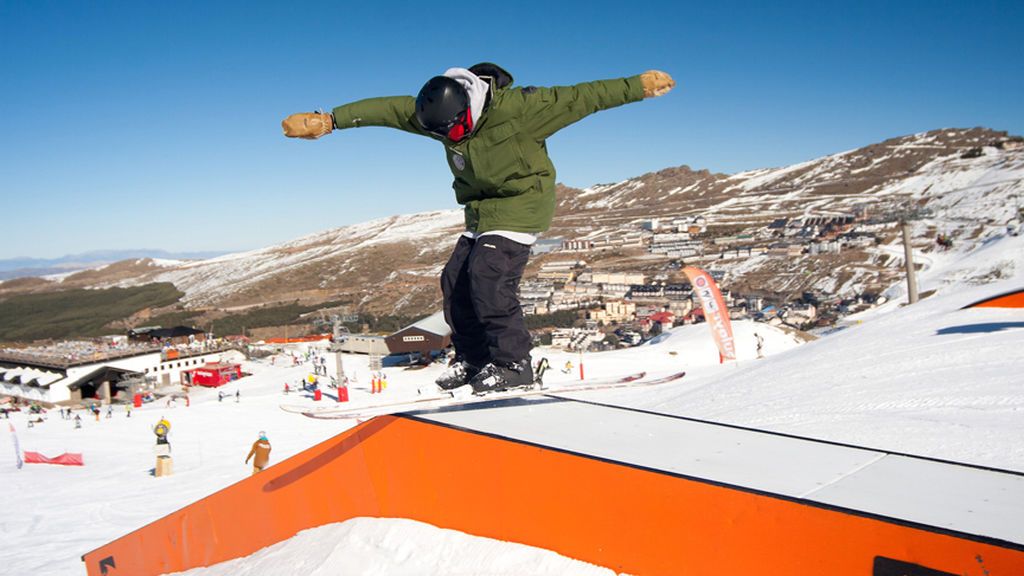 SNOWPARKSIERRANEVADA