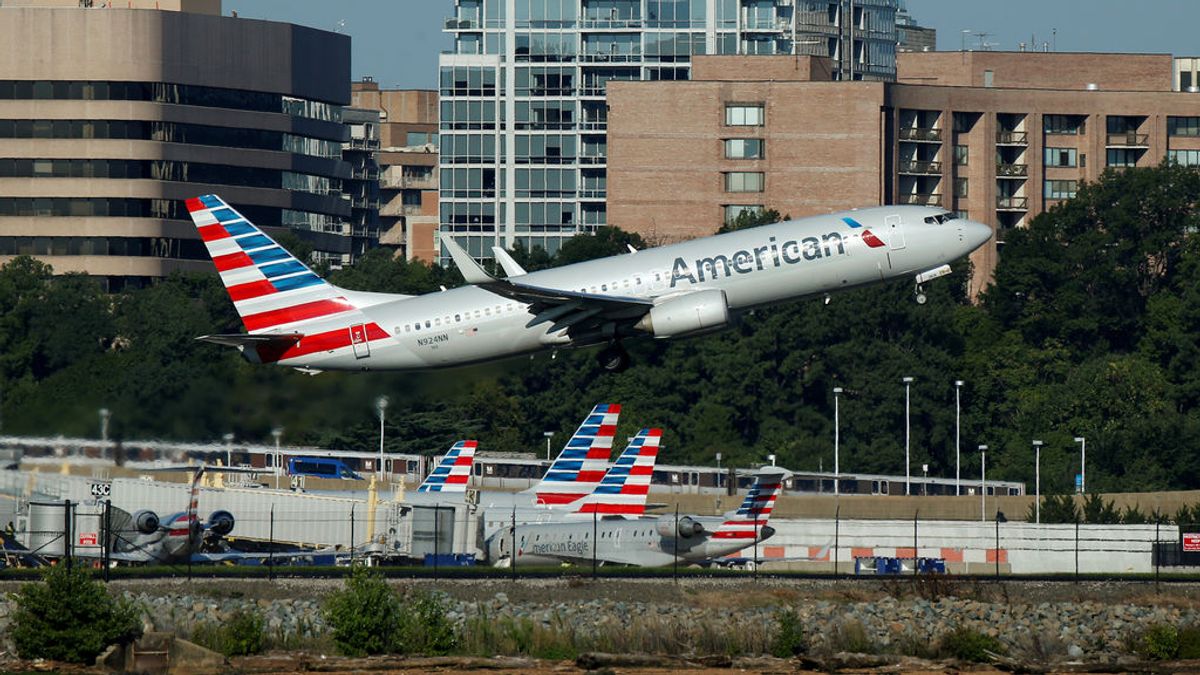 El error que podría dejar 15.000 vuelos de American Airlines sin pilotos estas navidades