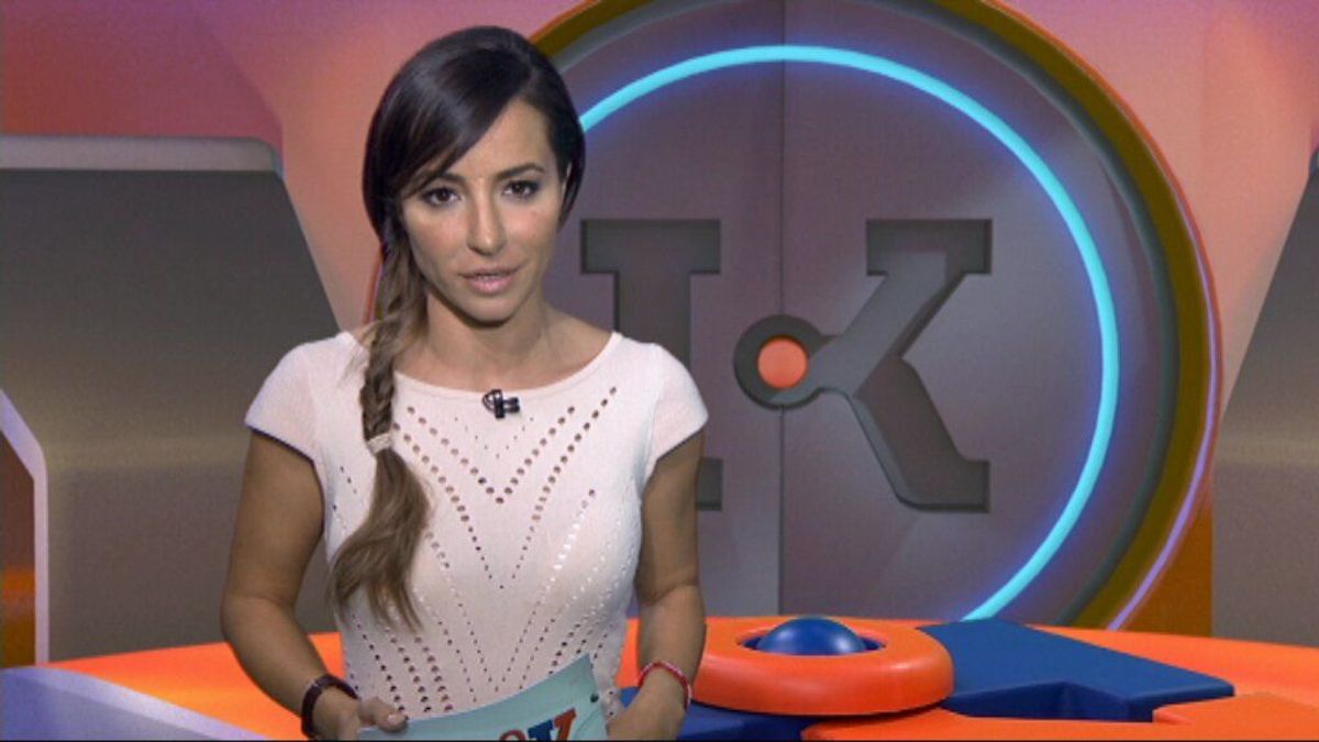 Laia Servera, presentadora del programa de Súper3 'InfoK'.