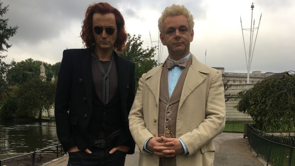 Primera imagen de Michael Sheen y David Tennant en 'Good omens'.