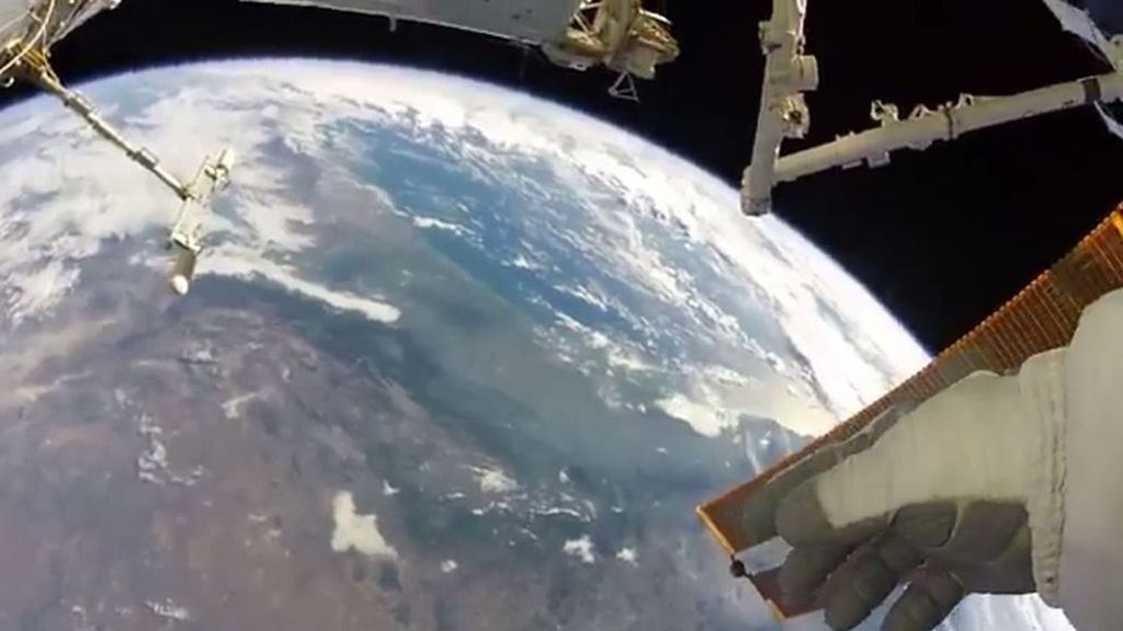 Un astronauta graba las impresionantes vistas de la Tierra desde el espacio