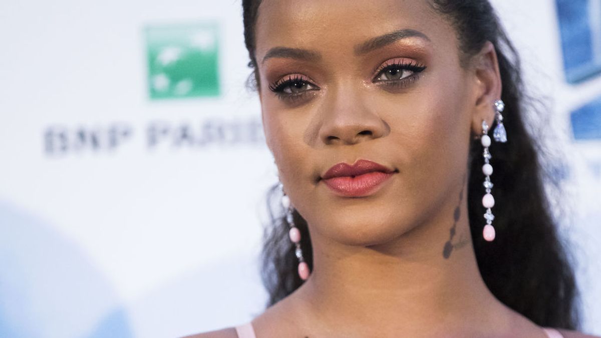 Rihanna desvela cómo fue su infancia en Barbados