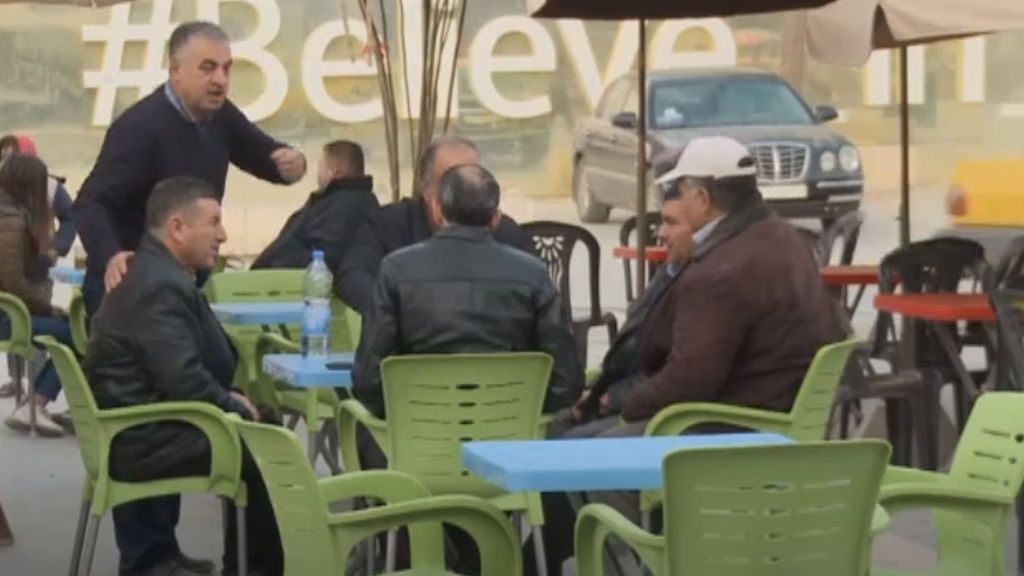 La apertura de comercios reactiva la vida en la ciudad siria de Alepo