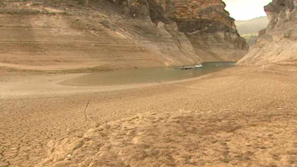 La emergencia por sequía recorre casi todas las cuencas hidrográficas españolas
