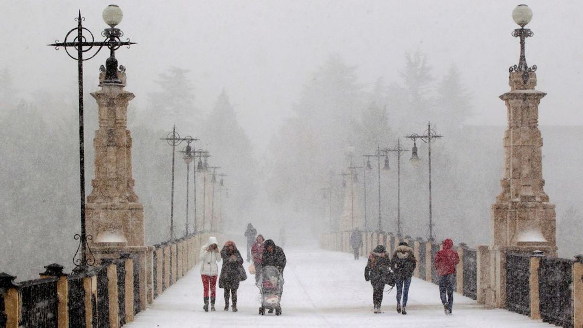 La ola de frío pone hoy en aviso a 31 provincias por bajas temperaturas, viento y fuerte oleaje