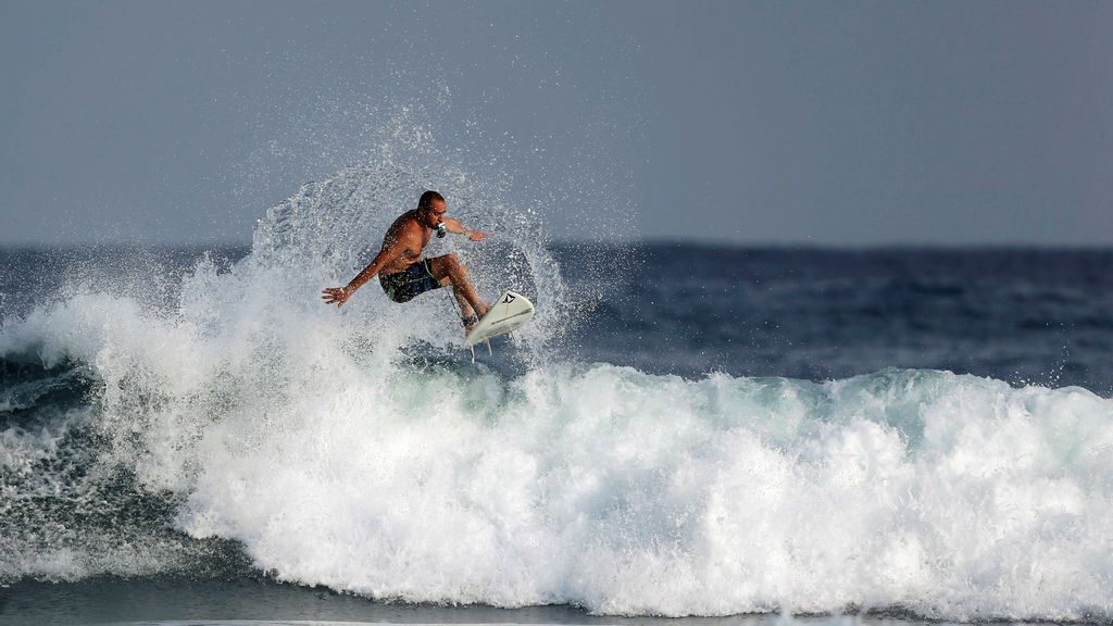 Hawái acoge el campeonato del mundo de surf