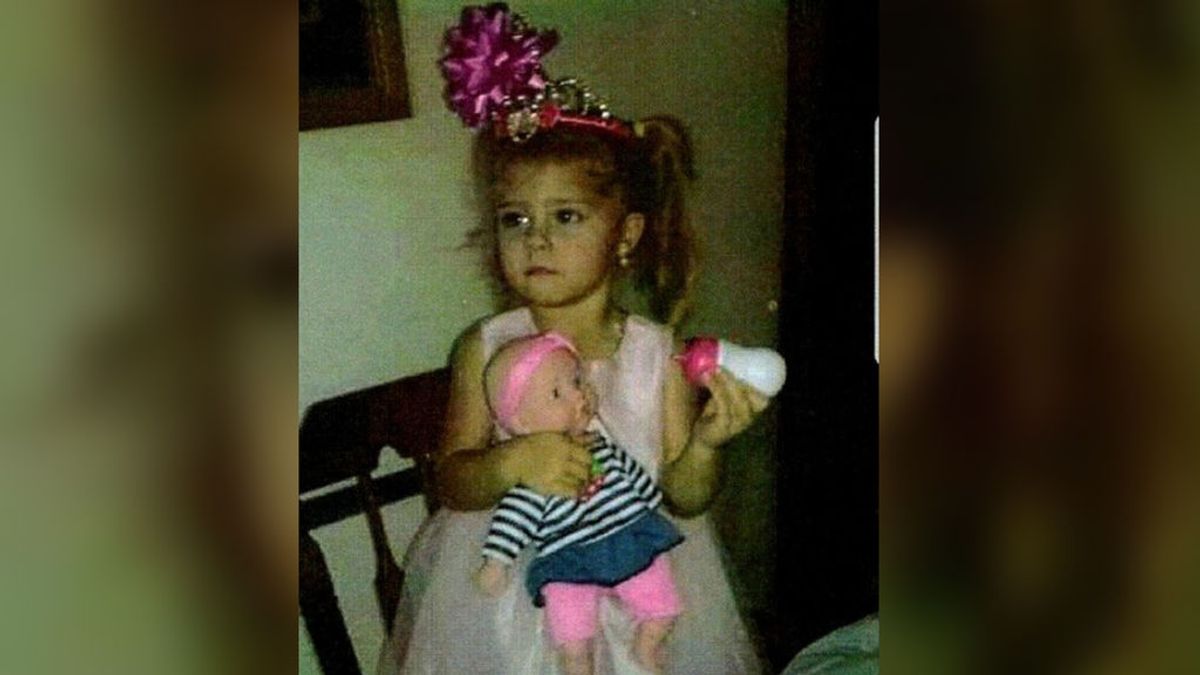 Hallan unos restos humanos que podrían pertenecer a la niña de tres años desaparecida en Carolina del Norte