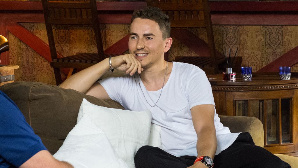 Jorge Lorenzo, cinco veces campeón del Mundo de Motociclismo, visita a Bertín Osborne en 'Mi casa es la tuya'.