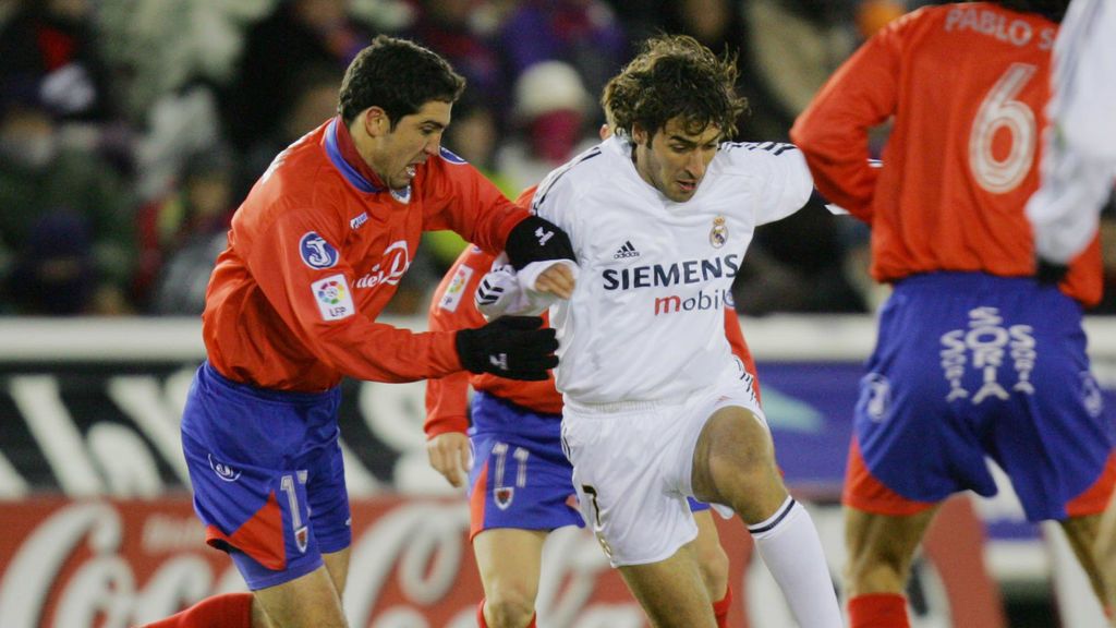 El Real Madrid jugará ante el Numancia y el Barça se medirá al Celta en la Copa del Rey El Real Madrid jugará ante el Numancia y el Barça se medirá al Celta en la Copa del Rey