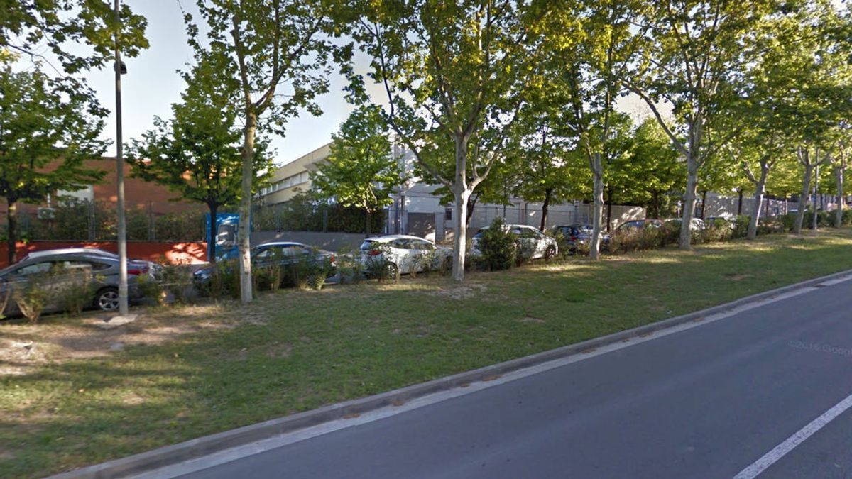 Muere un niño de 12 tras caer mal mientras hacía volteretas en un instituto de Vilafranca