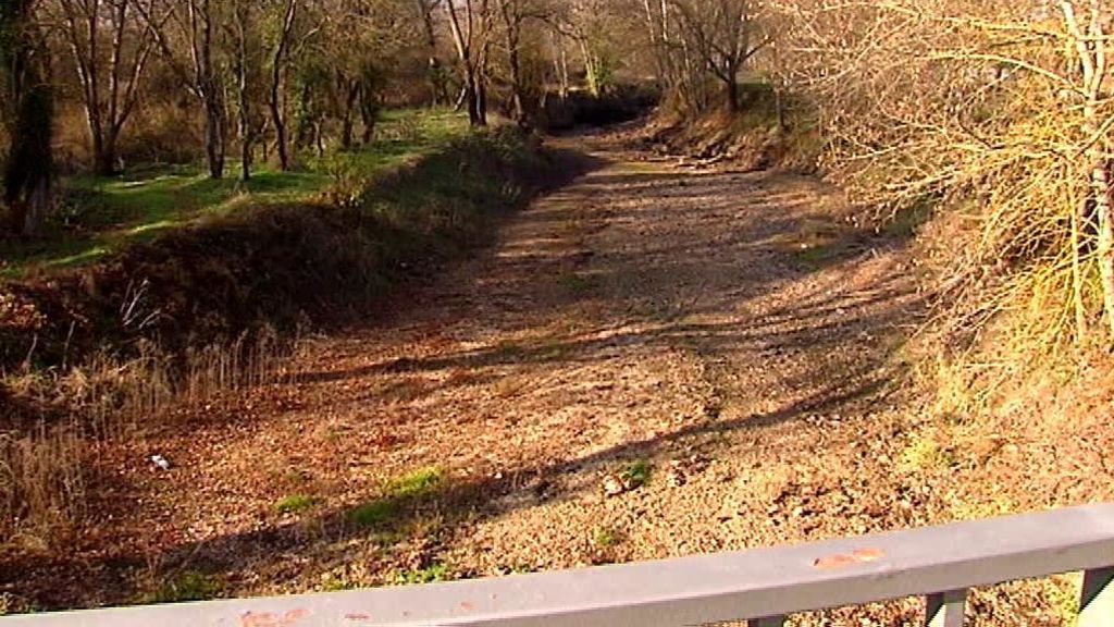 La sequía cambia la estampa de Galicia: Donde antes había ríos ahora solo hay tierra