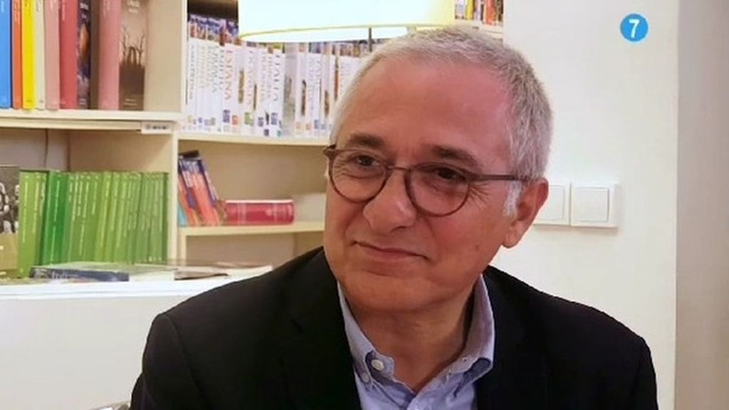 Javier Sardá comparte el entusiasmo por los libros, este domingo en 'ConvénZeme'