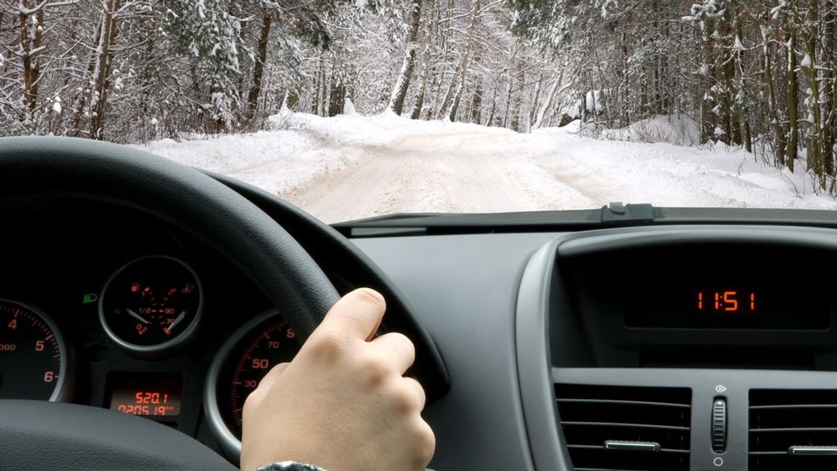 El buen estado del vehículo es clave para la seguridad durante el invierno