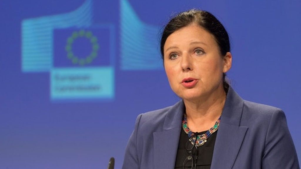 Bruselas responde a España que no ve "ninguna necesidad" de modificar el sistema de euroórdenes