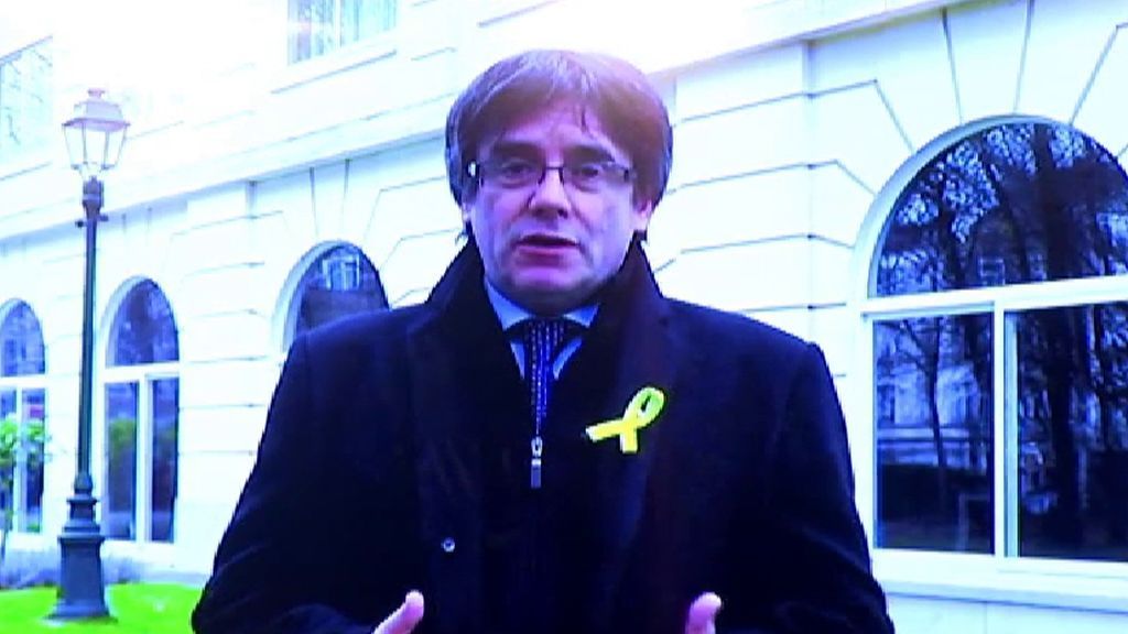 Puigdemont insiste en que impedir su investidura equivaldría a asumir el 155