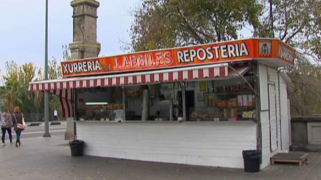 Barcelona aprueba una normativa para evitar que las churrerías ambulantes desaparezcan