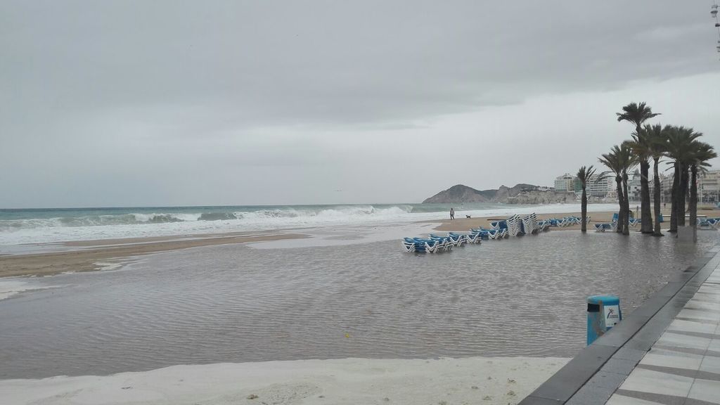 Destrozos del temporal 'Ana' en Benidorm