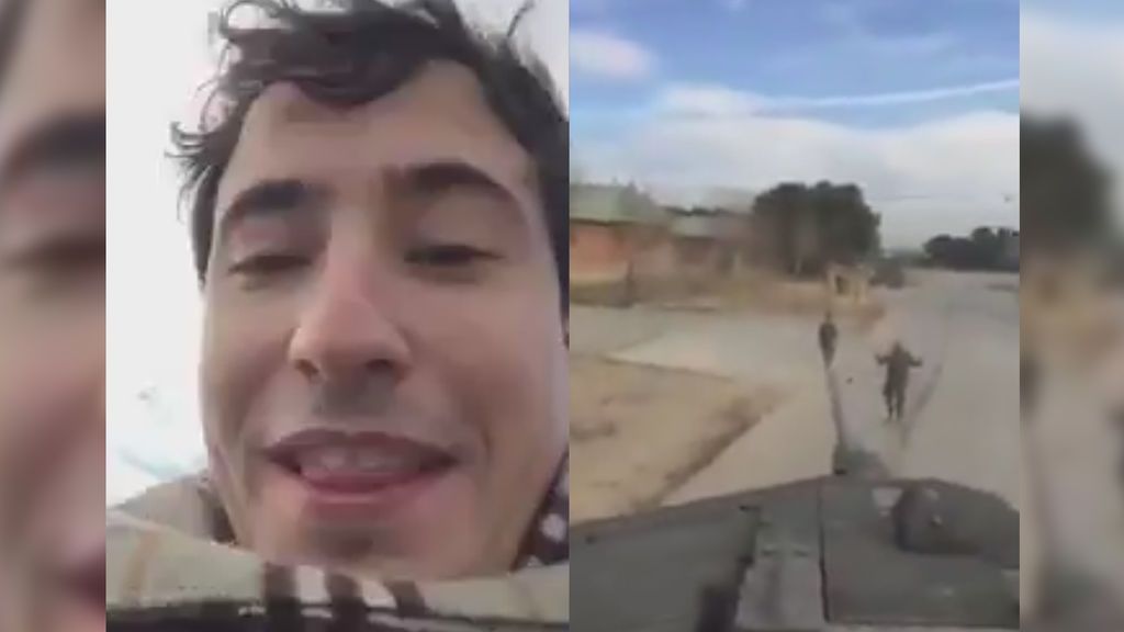 Un hombre subido a un tanque amenaza a Puigdemont y a Pablo Iglesias